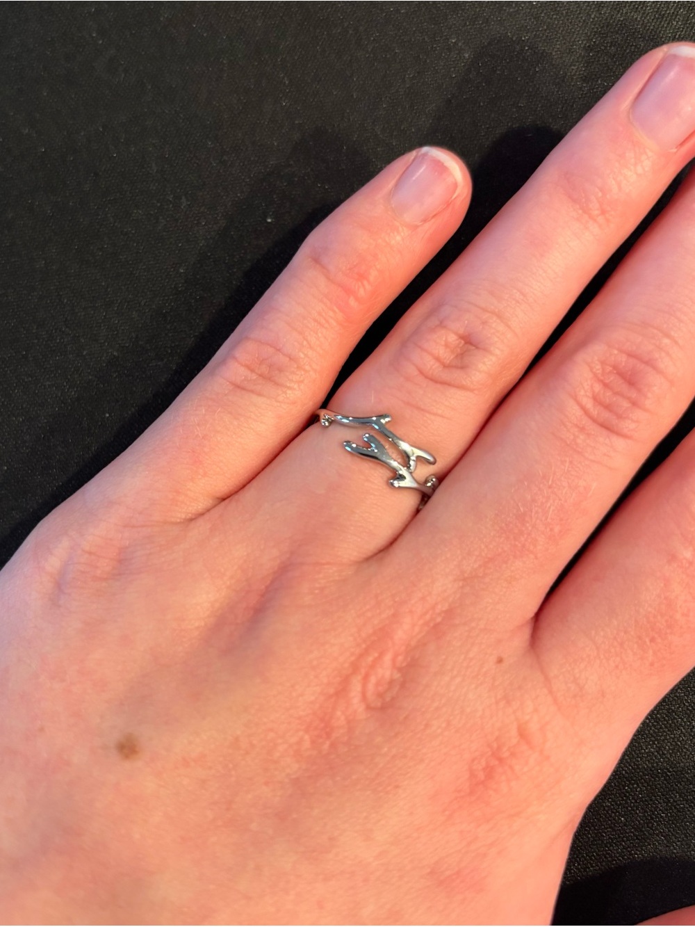 No brand, dainty overlapping branch ring